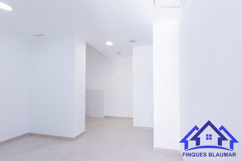 Foto 1e8547d4-ff78-4387-845d-b8c4252d172c. Local comercial a Zona alta Arenys de Mar