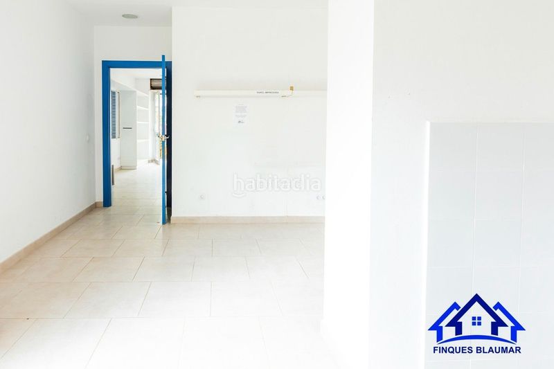 Foto 2950085c-fcc7-4d8a-8b8a-2460bc9e60fc. Local comercial a Zona alta Arenys de Mar