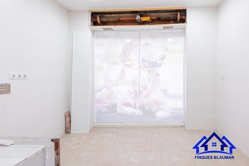 Foto 98112276-0cad-4f90-a420-5e89f521e241. Local comercial a Zona alta Arenys de Mar