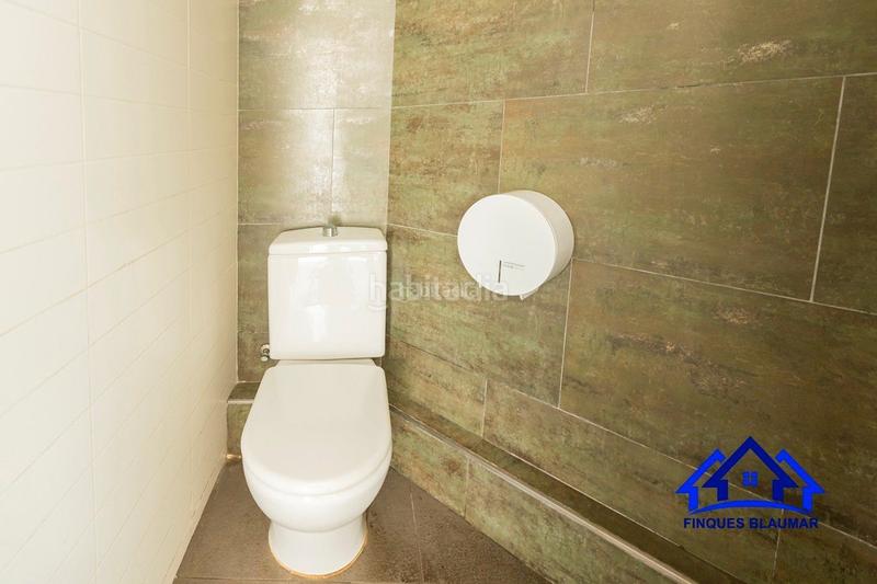 Foto 0568773d-d314-47b9-ad77-adfa137fb10a. Local comercial a Centre Arenys de Mar