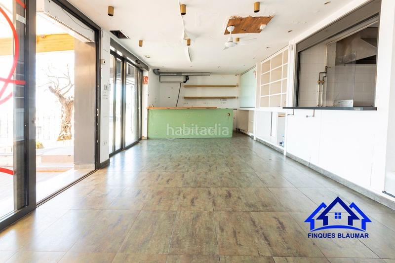 Foto 577b89f5-f85b-481d-b8f0-2ce901ec99c8. Local comercial a Centre Arenys de Mar