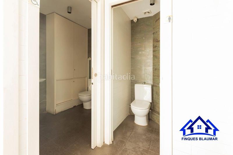 Foto 5b76124f-d149-416b-94f8-62e6cc61e950. Local comercial a Centre Arenys de Mar