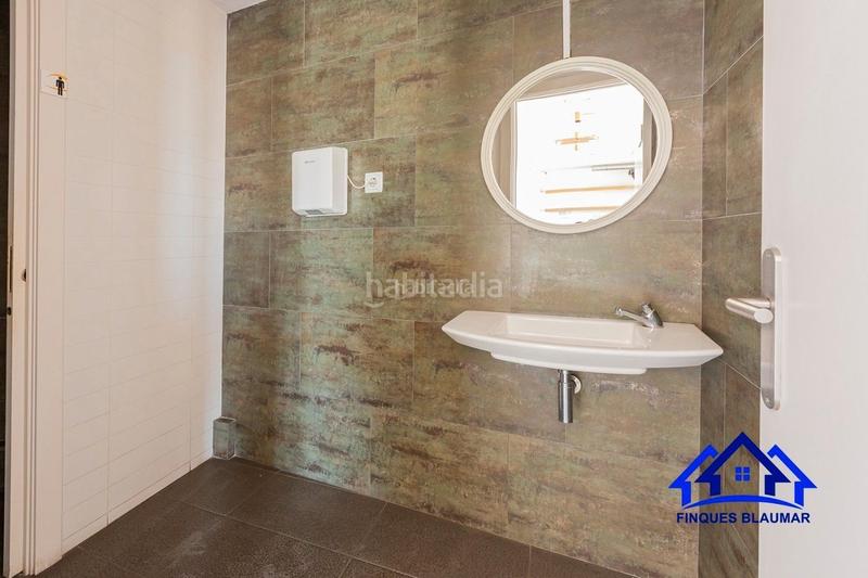 Foto ece27766-7f6b-4501-80c1-123fee7cd248. Local comercial a Centre Arenys de Mar