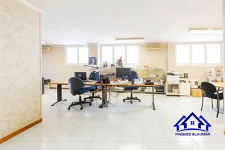 Bureau à Centre. Gran despacho  oficina  muy céntrico