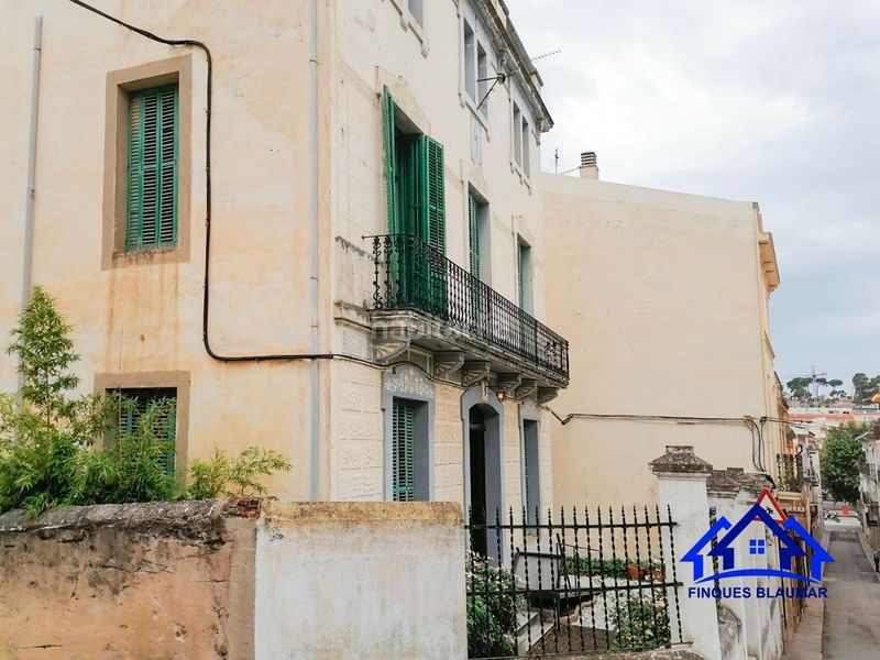 Foto 8f07ade2-8d01-4a15-af27-903eff1349e8. Masia a Centre Arenys de Mar