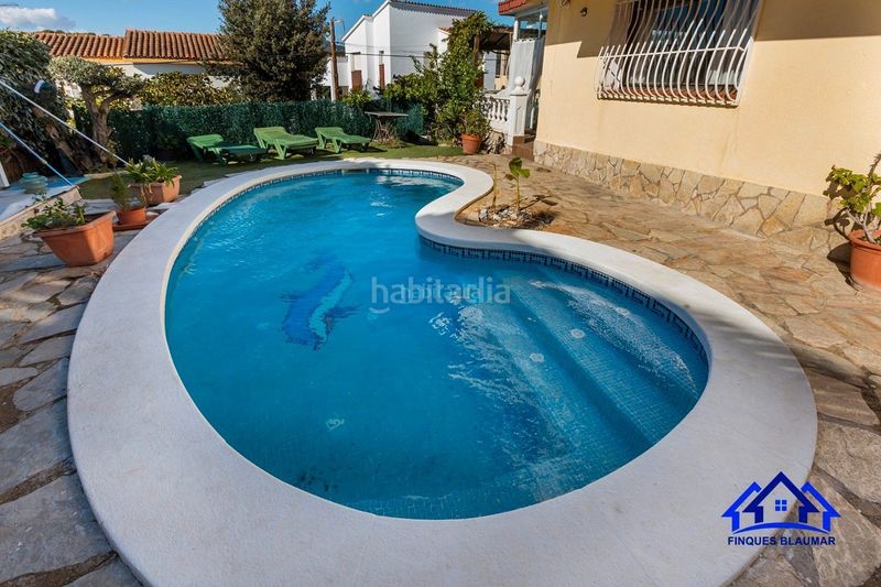 Foto 4fd8b1c1-5af1-45e2-93e6-19f9f5ff319a. Casa amb piscina a Urbanitzacions Arenys de Mar