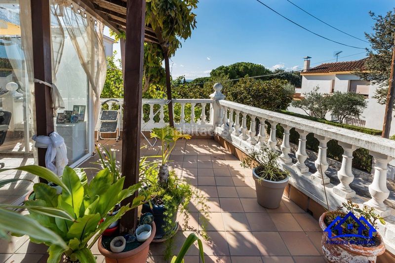 Foto f015dd3e-da0a-4f5e-94ae-1b8b51a70100. Casa amb piscina a Urbanitzacions Arenys de Mar