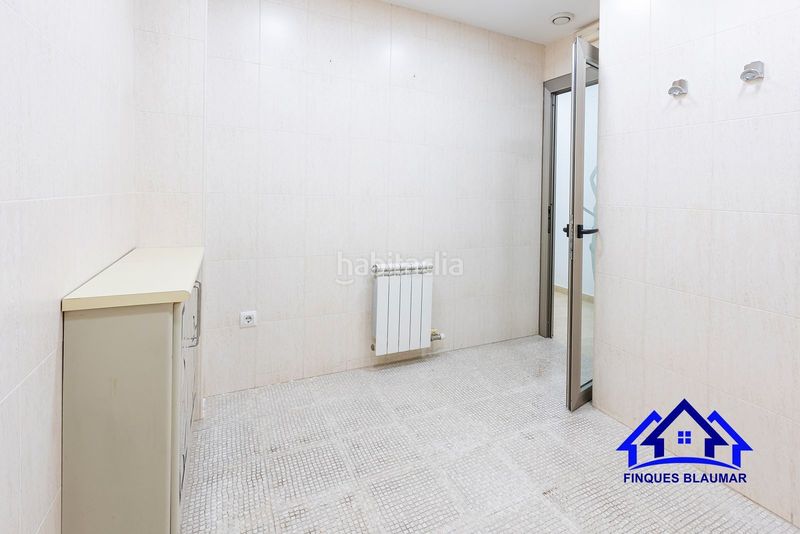 Foto 07381bcf-b3d3-40e7-b976-2057758be767. Local comercial a Centre Arenys de Mar