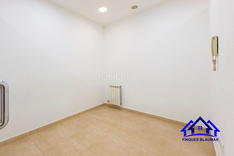 Foto 61afd955-7b39-4760-8c54-10aecf5c5874. Local comercial a Centre Arenys de Mar