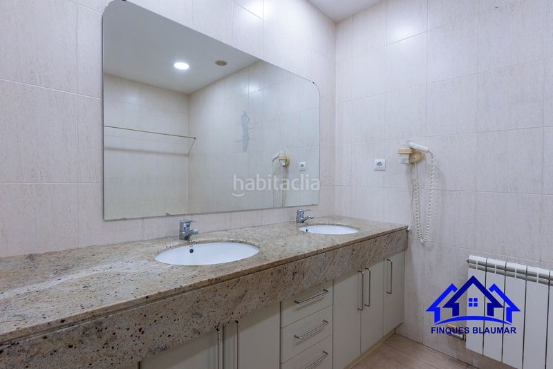 Foto 75b20ef7-f8de-4ade-b99e-3a23b6074e7e. Local comercial a Centre Arenys de Mar