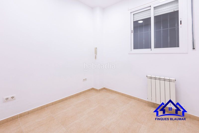 Foto 77dc5f67-17fc-4082-a3bc-3e05a60fbaee. Local comercial a Centre Arenys de Mar
