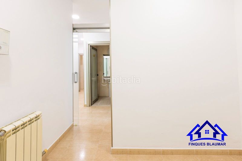 Foto 92cd5f2e-11fe-4955-a489-e88b4467bb4e. Local comercial a Centre Arenys de Mar