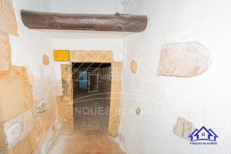 Foto 8f14f3a8-d6f3-40d4-92a3-527506ac033e. Masia a Breda