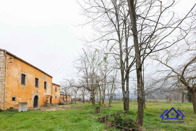 Foto c73676aa-1bd4-4066-a398-ca3ac0e00a18. Masia a Breda