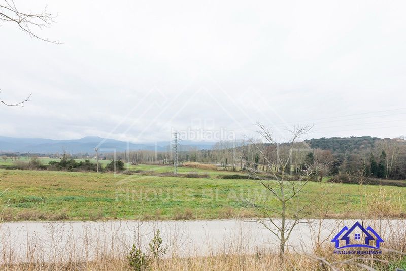 Foto f7348f5e-16d9-437d-be91-4b778f7d23a8. Masia a Breda