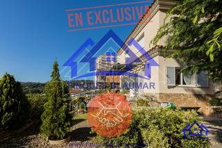 Casa a Arenys de Munt. Espectacular torre con jardn y garaje en exclusiva