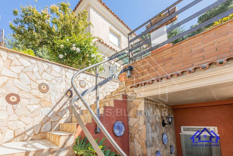 Foto 7fb21894-f181-4285-bb1f-14f25f5b60de. Casa amb calefacció a Arenys de Munt