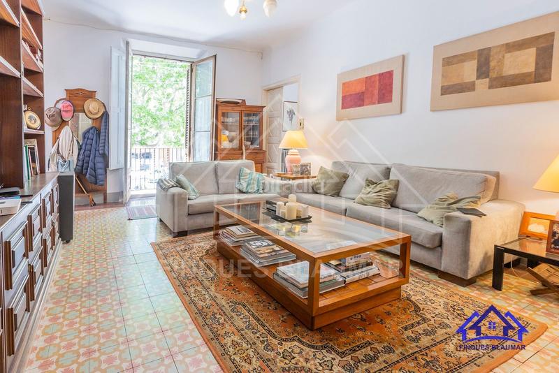 Foto 1e8e3ddf-6456-4dc2-9fcf-fa709c6876aa. Masia amb calefacció a Centre Arenys de Mar