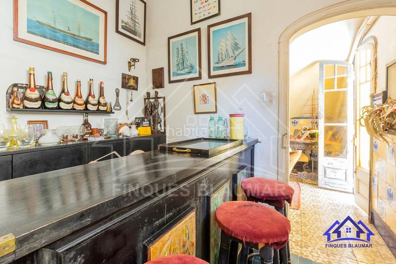 Foto 25b2e875-9716-4ea6-bc0e-8ee752e7dc3d. Masia amb calefacció a Centre Arenys de Mar