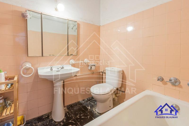 Foto 485012c2-1102-4a3d-8754-a828fffdc2f4. Masia amb calefacció a Centre Arenys de Mar