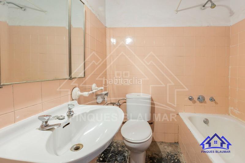 Foto 8be3043b-3f83-482e-960b-de946f4e8a06. Masia amb calefacció a Centre Arenys de Mar