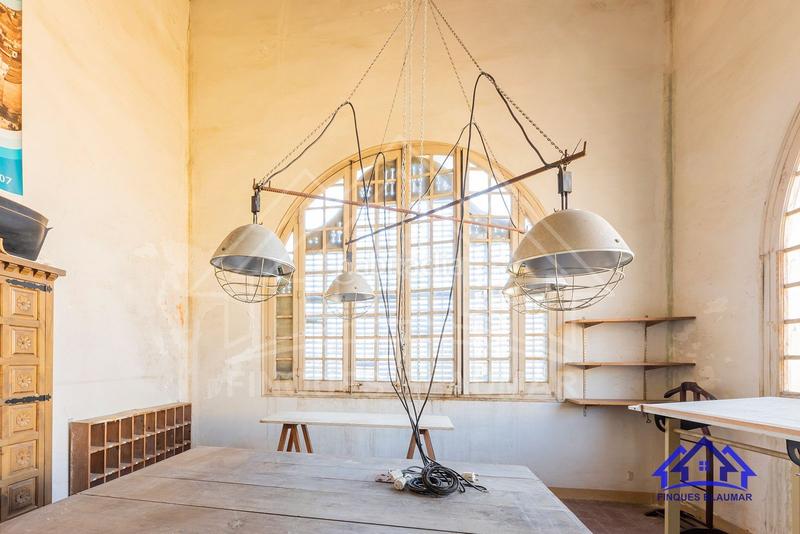 Foto 9d3edcbb-90a4-4946-845c-e86dab36064b. Masia amb calefacció a Centre Arenys de Mar