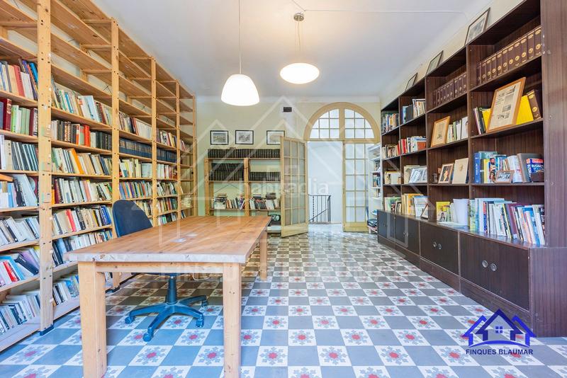 Foto d37c5ea4-52ff-4453-9d8b-0f7db4bbcf19. Masia amb calefacció a Centre Arenys de Mar