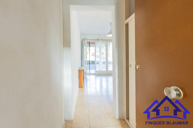 Foto b33f3a1c-6829-46d9-9146-6fc0da8a8fe3. Piso  totalmente exterior a reformar en Urbanitzacions Arenys de Mar