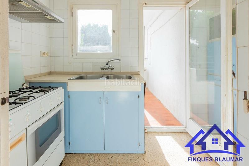 Foto bb8850ea-bcfe-4a63-9bd7-a71ce193b39c. Piso  totalmente exterior a reformar en Urbanitzacions Arenys de Mar