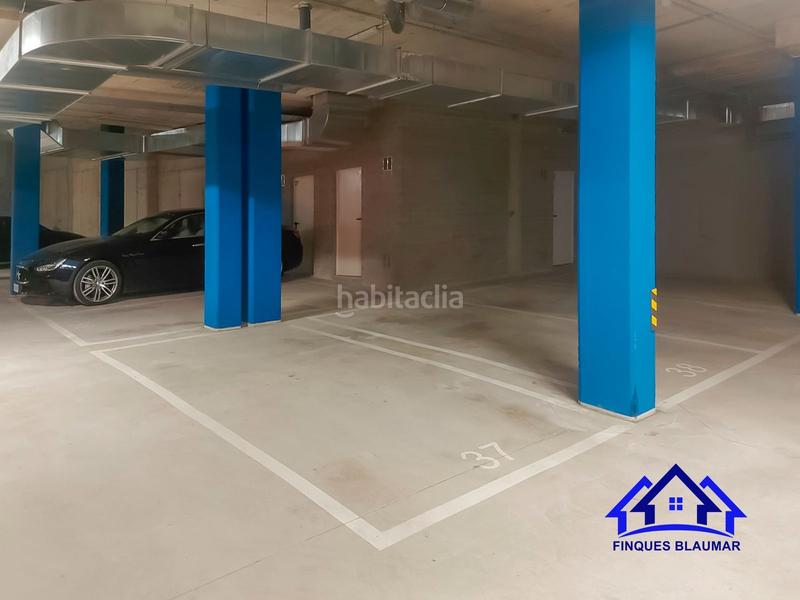 Foto e2beac30-3edf-4230-bd46-4b805c2696f4. Parking coche parquing zona colegio sinera en Urbanitzacions Arenys de Mar