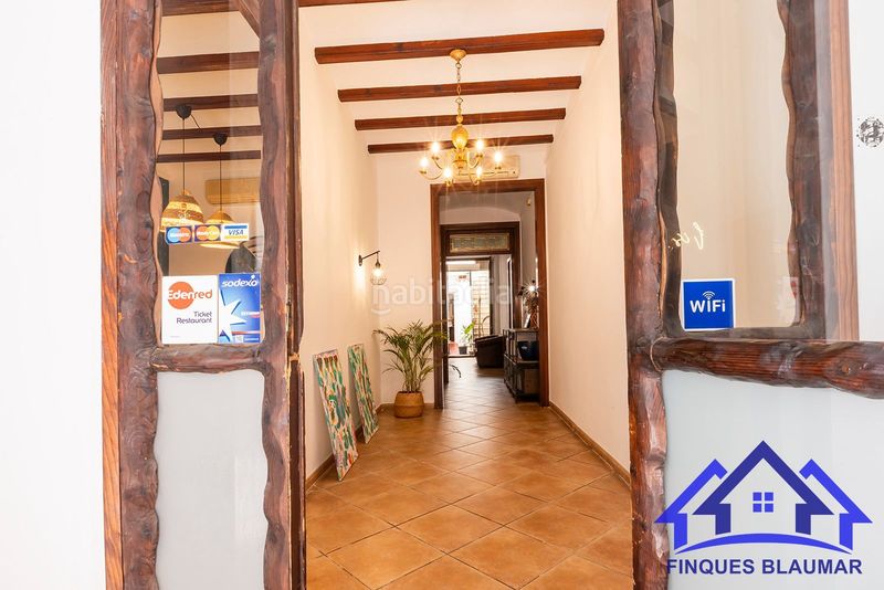 Foto be744d21-3488-4f69-a3ed-27d14078b647. Alquiler local comercial traspaso restaurante equipado y con vivienda en Arenys de Mar