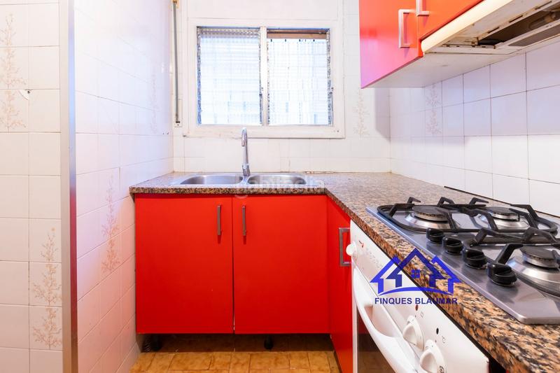 Foto 0e7980e5-3b05-4d42-bd01-a6ee49b548cb. Pis amb calefacció a Centre Arenys de Mar