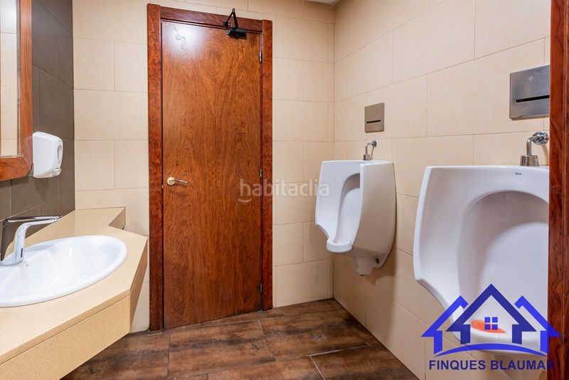 Foto 143ca6ef-cfb9-493c-ba09-d1a6171e1f76. Local comercial a Centre Arenys de Mar