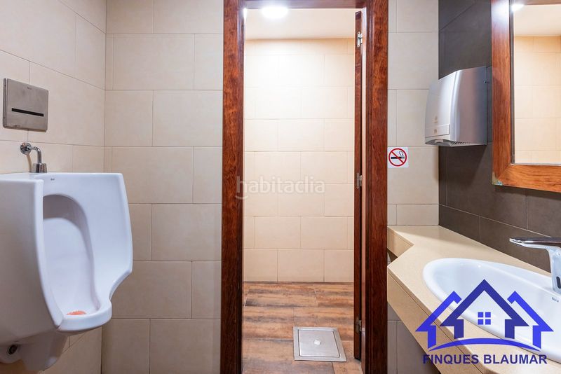 Foto 731e7248-48d1-4e72-b21e-9a97d3d43114. Local comercial a Centre Arenys de Mar
