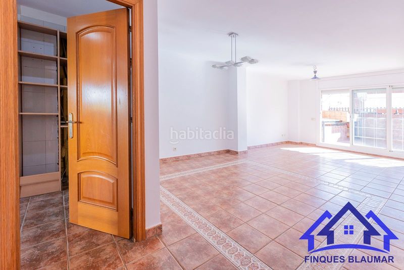 Foto a3ac53c1-d22d-4d2a-b124-59fc7482dc27. Pis a Canet de Mar