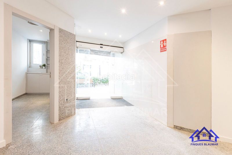 Foto 21f9f403-df00-41f4-8043-99e08cf80e08. Local comercial a Arenys de Munt