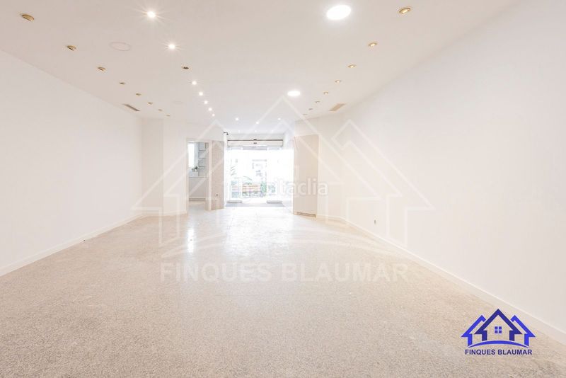 Foto e1b14def-4804-4717-abb7-5717d3516176. Local comercial a Arenys de Munt