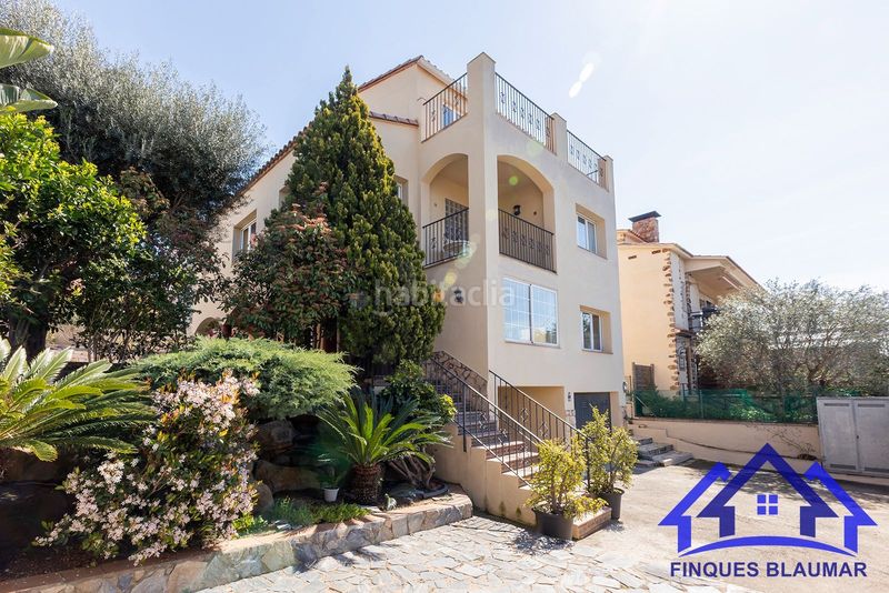Foto 6bd12225-3bd1-49ee-aa57-fe9fe4344ce4. Casa amb calefacció piscina a Urbanitzacions Arenys de Mar