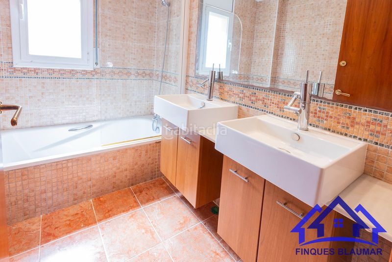 Foto db0d271c-ff18-4580-9a6c-174c5b339188. Casa amb calefacció piscina a Urbanitzacions Arenys de Mar
