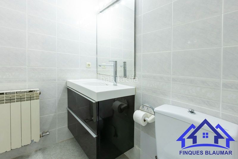 Foto d14b67b8-15e4-4f66-a84e-bd4442ed51a6. Pis amb calefacció piscina a Centre Arenys de Mar