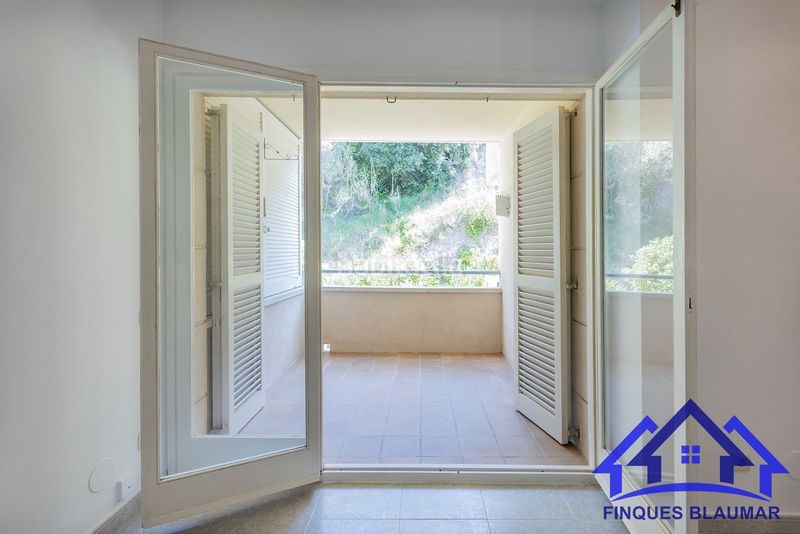 Foto ea0ff65c-2fbf-4e7b-9255-b88c05d0ba1d. Pis amb calefacció piscina a Centre Arenys de Mar