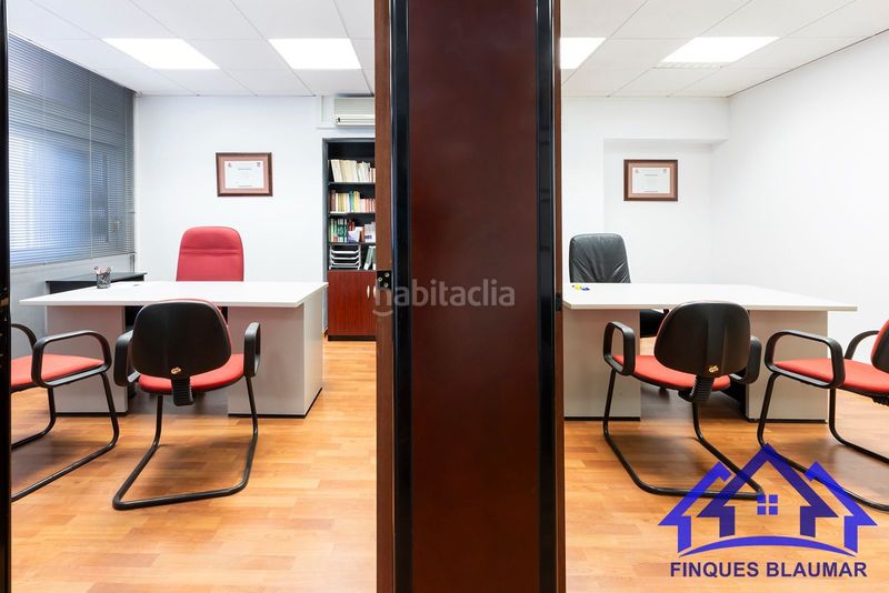 Foto 47ce92fb-07a2-402a-b8ad-17ad37edb476. Alquiler local comercial local en alquiler ideal para oficina o consulta en Arenys de Mar