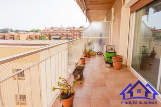 Affitto Appartamento in Zona alta. Piso en alquiler muy luminoso y con 3 dormitorios