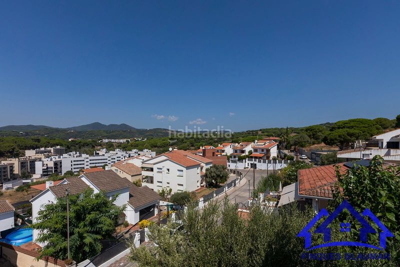 Foto e1c33d2a-f8f0-46b2-9e7d-eca76de401a5. Casa amb calefacció a Urbanitzacions Arenys de Mar