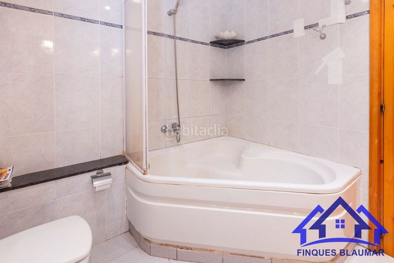Foto ecc9b6c5-6e78-4758-b5d4-243426a54196. Casa amb calefacció a Urbanitzacions Arenys de Mar