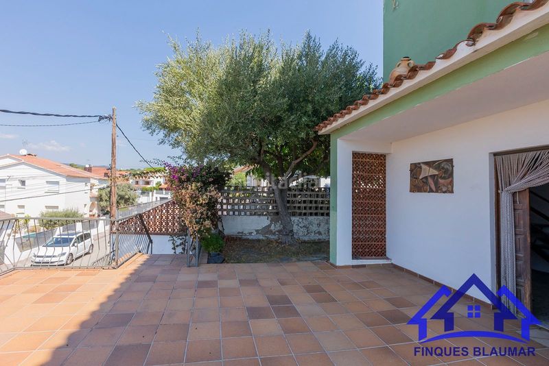 Foto f55df61f-f759-44c3-9b47-72c3c192256c. Casa amb calefacció a Urbanitzacions Arenys de Mar