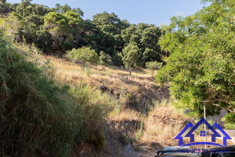 Foto c4414dbf-f777-4ca5-b6cc-cfc353e15e20. Residential plot in Arenys de Munt