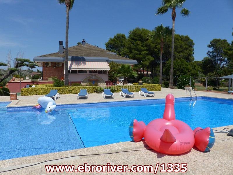 Foto 41193e6c-adbd-4e77-8e11-c0e5928ba481. Chalet en Casc Antic Amposta