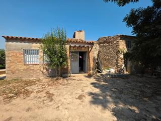 Masia a Urbanitzacions. Masia para reformar