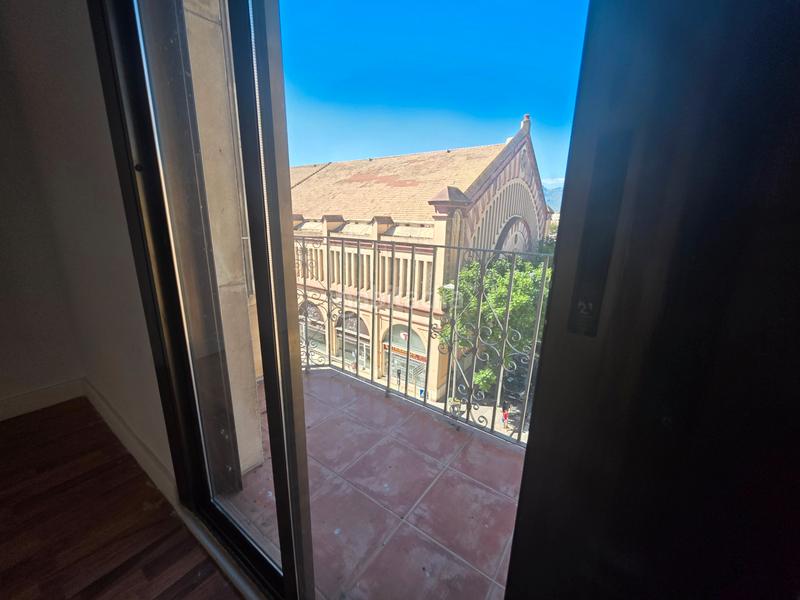 Foto 5764b5d6-4690-4f3e-a10a-370c3fc0f009. Pis a Centre Tortosa